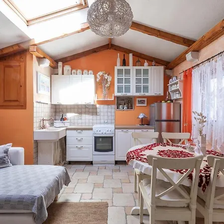 Tania Holiday home *